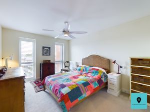 Bedroom- click for photo gallery